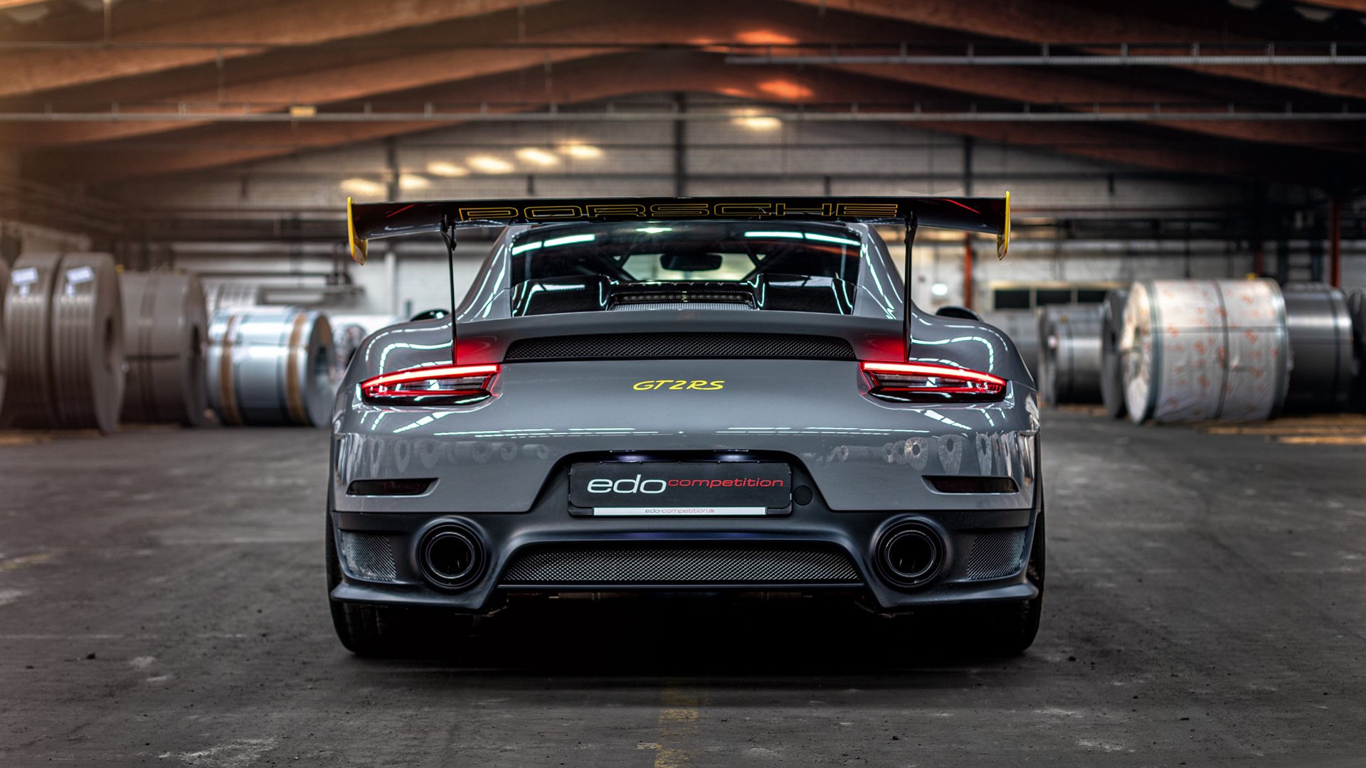 欧冠“的士变革”:战术演变中的创新力量