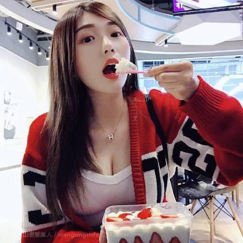 曼联后卫伤愈复出助球队重回正轨，曼联后卫线